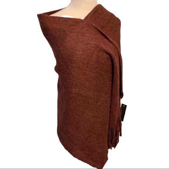 New! Steve Madden Blanket Wrap - Picture 1 of 4